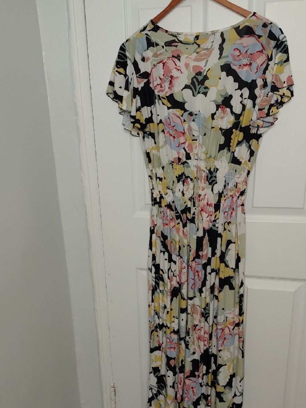 Floral Surplice Maxi Dress in Black and Pink by Unknown Brand - Picture 8 of 9